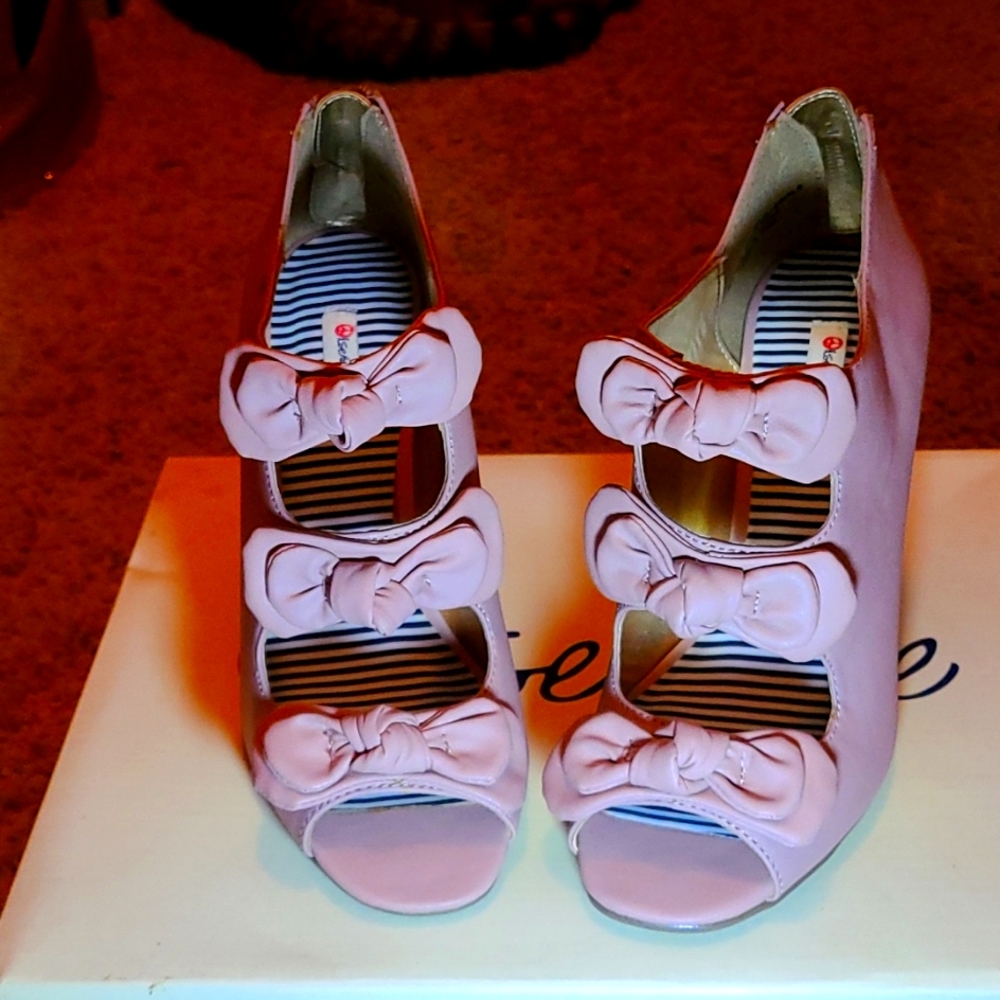 Heels shors